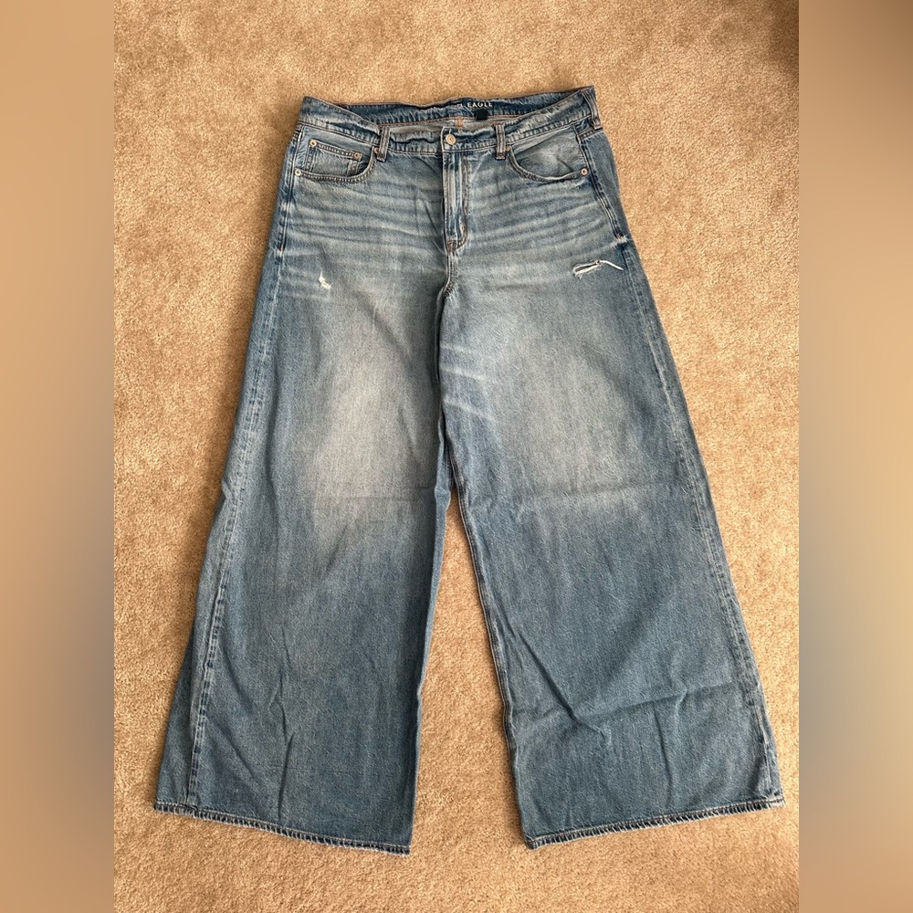 American Eagle Super High Rise Ultra Wide Leg Jeans Size 14 Regular